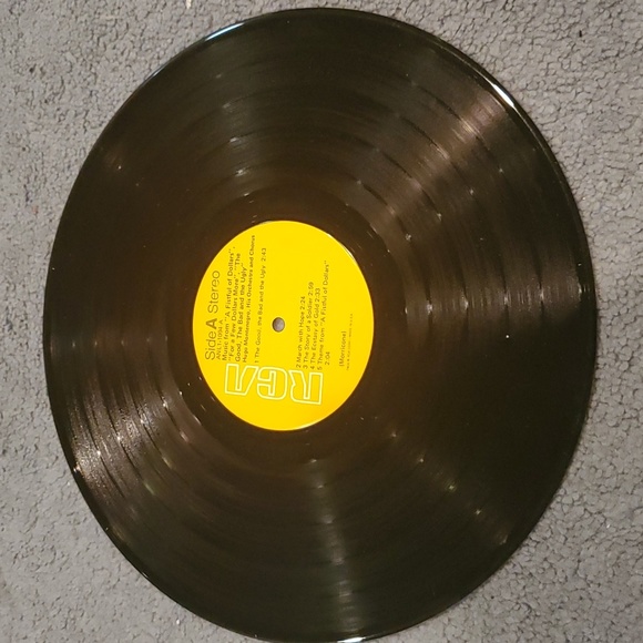 Music from a fistful of dollars record - Picture 4 of 4